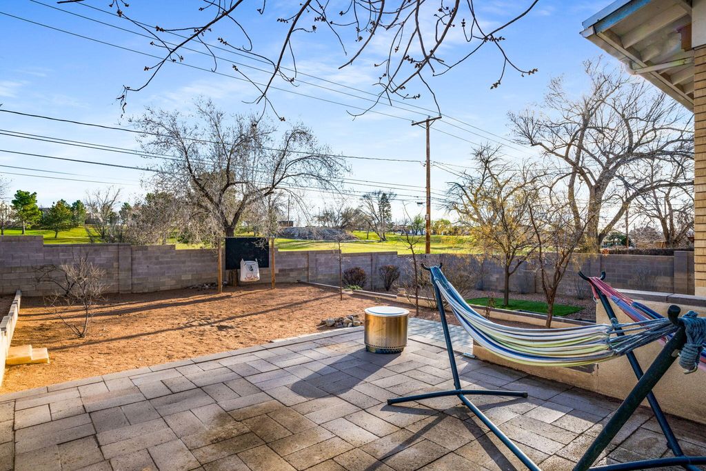 Image 39 of property listing at 2940 San Joaquin Avenue SE, Albuquerque, NM 87106