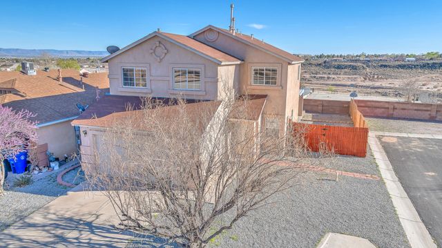 6144 Full Moon Avenue NW, Albuquerque, NM 87114