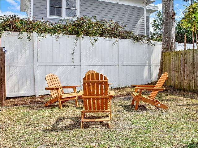 1512 Barnard Street, Savannah, GA 31401