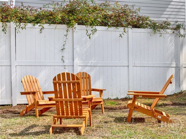 1512 Barnard Street, Savannah, GA 31401