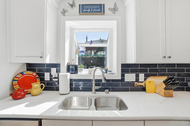 4240 Dartmouth Drive, Cincinnati, OH 45217