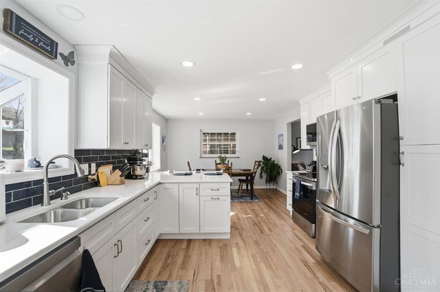 4240 Dartmouth Drive, Cincinnati, OH 45217