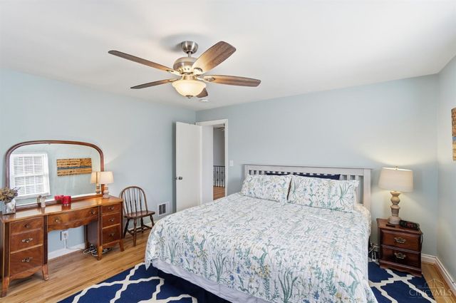 4240 Dartmouth Drive, Cincinnati, OH 45217