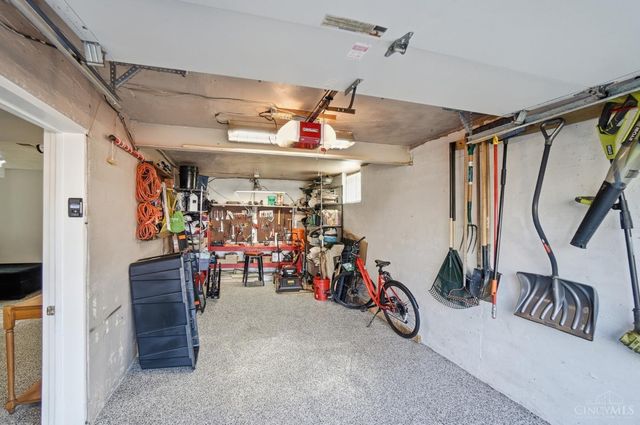 4240 Dartmouth Drive, Cincinnati, OH 45217