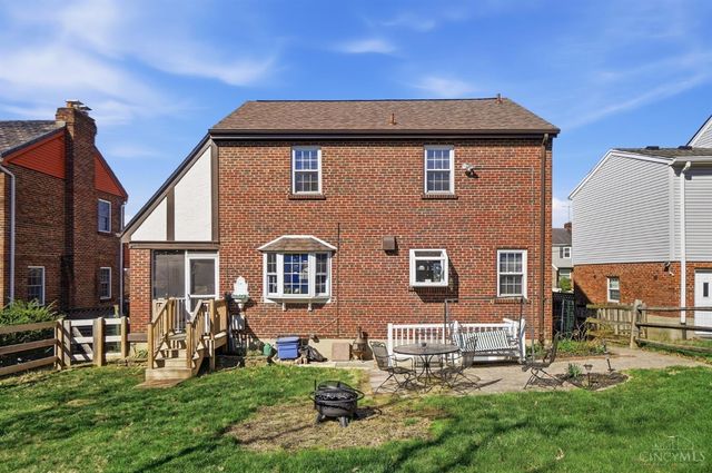 4240 Dartmouth Drive, Cincinnati, OH 45217