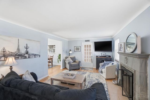 4240 Dartmouth Drive, Cincinnati, OH 45217