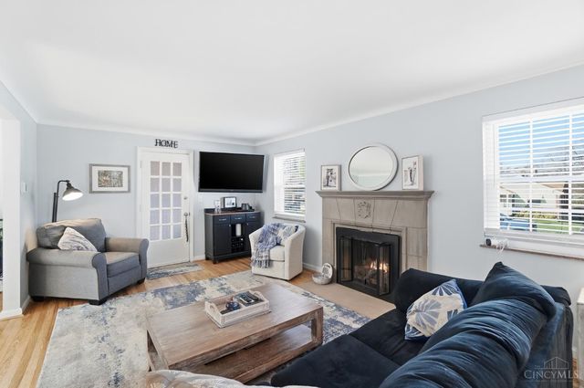 4240 Dartmouth Drive, Cincinnati, OH 45217