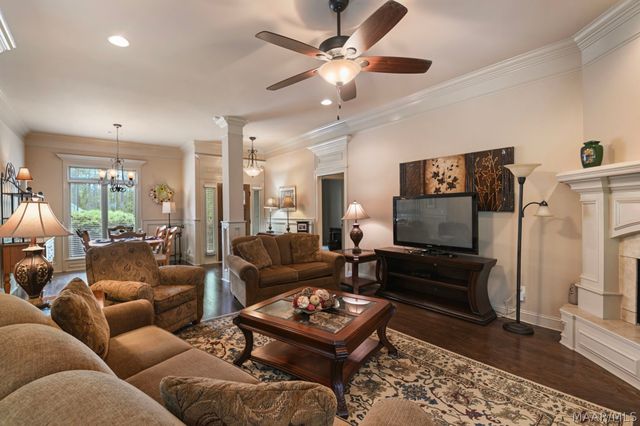 208 Southern Hills Drive, Wetumpka, AL 36093