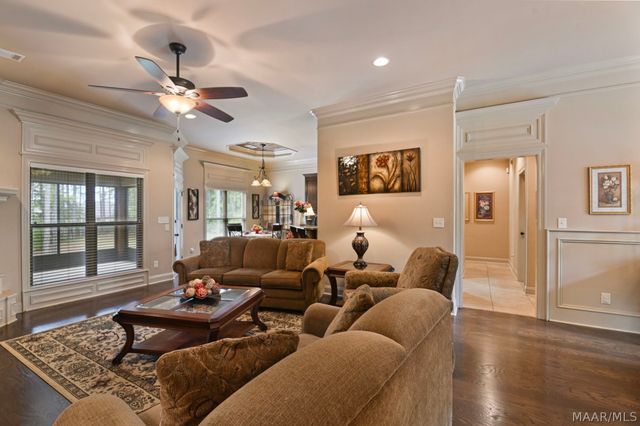 208 Southern Hills Drive, Wetumpka, AL 36093