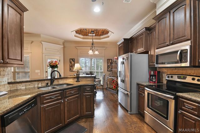 208 Southern Hills Drive, Wetumpka, AL 36093