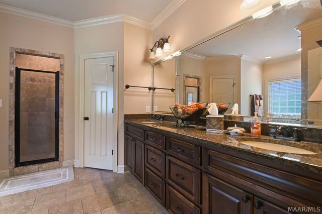 208 Southern Hills Drive, Wetumpka, AL 36093