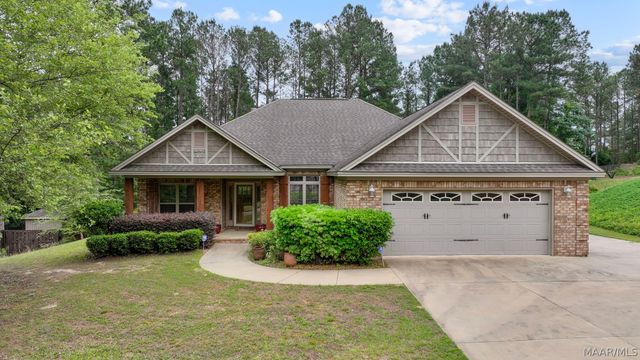 208 Southern Hills Drive, Wetumpka, AL 36093