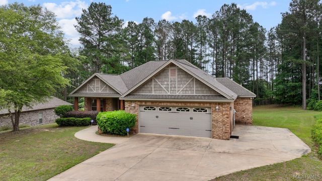 208 Southern Hills Drive, Wetumpka, AL 36093