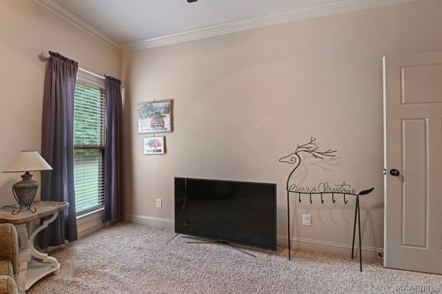 208 Southern Hills Drive, Wetumpka, AL 36093