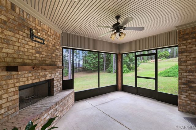 208 Southern Hills Drive, Wetumpka, AL 36093