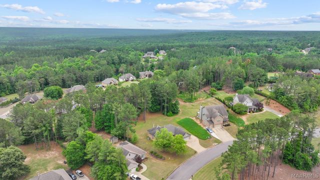 208 Southern Hills Drive, Wetumpka, AL 36093