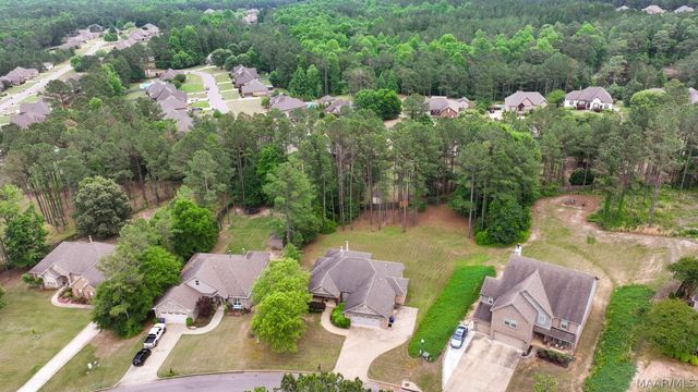208 Southern Hills Drive, Wetumpka, AL 36093