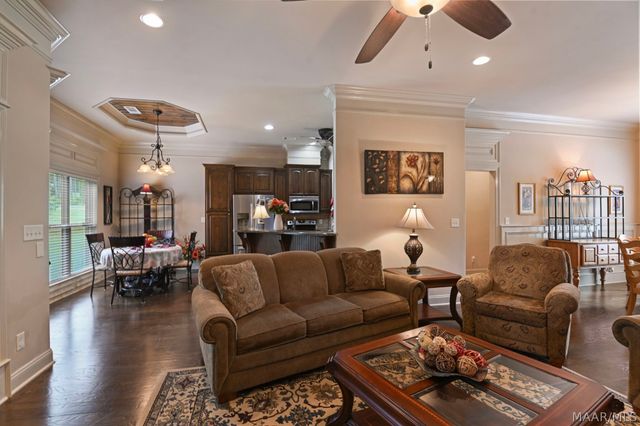 208 Southern Hills Drive, Wetumpka, AL 36093