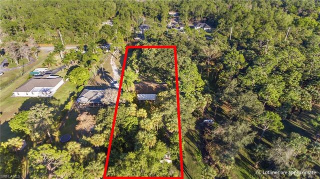 571 2nd ST SE, Naples, FL 34117