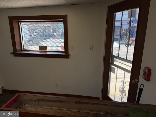 5943 LANSDOWNE AVE, Philadelphia, PA 19151