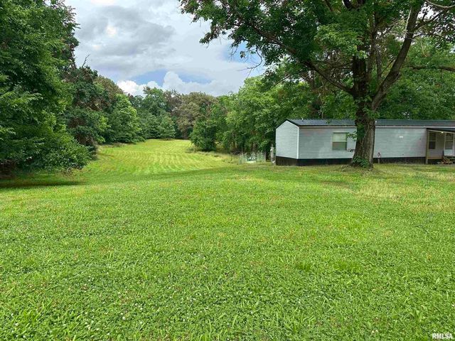 615 LIBERTY Road, Harrisburg, IL 62946