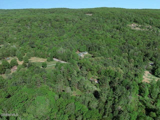 102 Barney Road, Greenfield, NY 12850