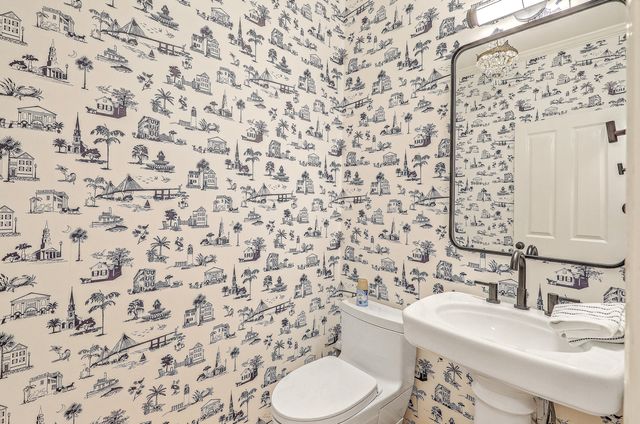 152 Spring Street E, Charleston, SC 29403