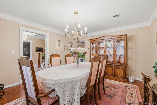 3 Cragmere Oval, New City, NY 10956
