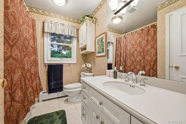 3 Cragmere Oval, New City, NY 10956