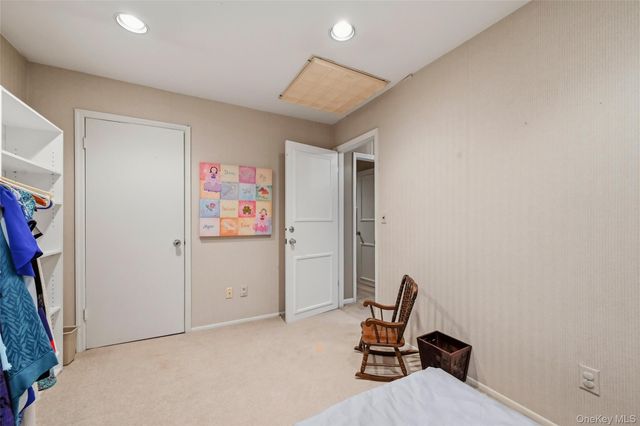 3 Cragmere Oval, New City, NY 10956