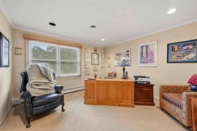 3 Cragmere Oval, New City, NY 10956