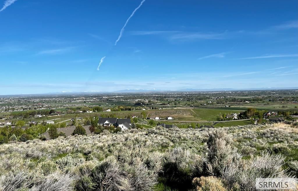 Image 3 of property listing at 5746 S Big Horn Circle, Idaho Falls, ID 83406