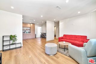 11137 Archwood Place, North Hollywood, CA 91606