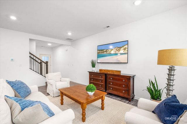 1066 Moraine Drive, South Elgin, IL 60177