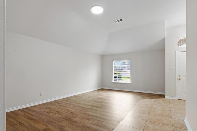 9210 Wichita Drive, La Porte, TX 77571