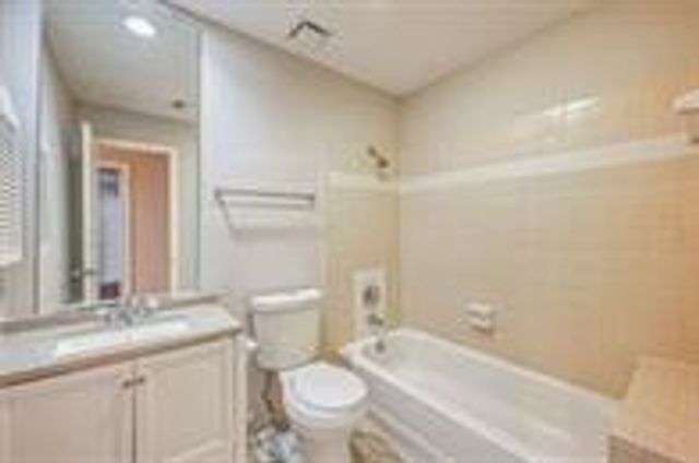 1103 Dulles Avenue Avenue 1101, Stafford, TX 77477