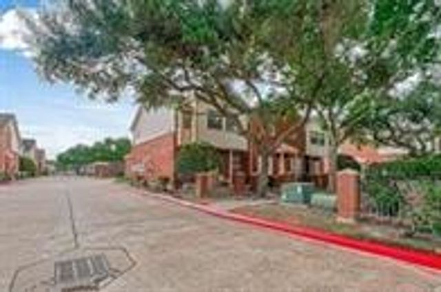 1103 Dulles Avenue Avenue 1101, Stafford, TX 77477
