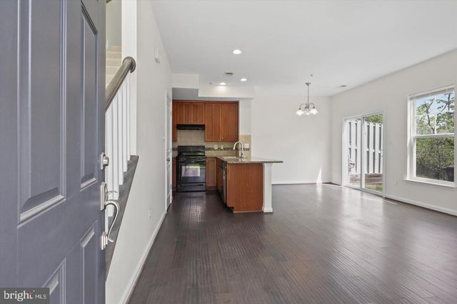12807 LOTTE DR, Woodbridge, VA 22192