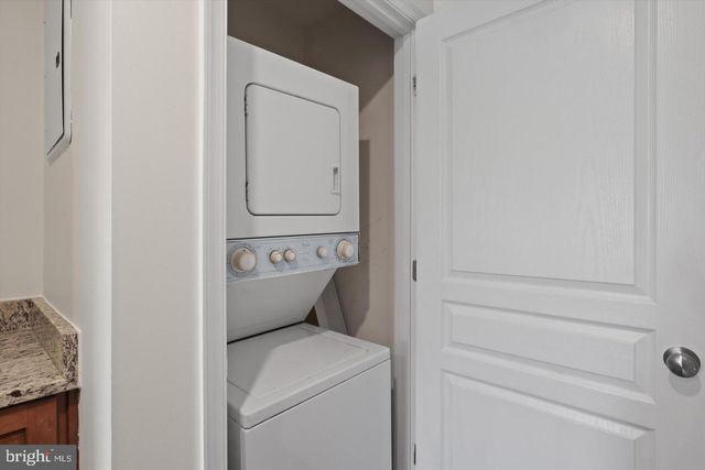12807 LOTTE DR, Woodbridge, VA 22192