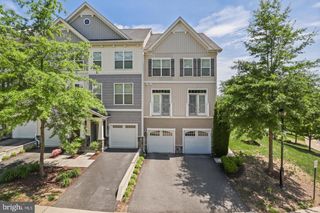 12807 LOTTE DR, Woodbridge, VA 22192