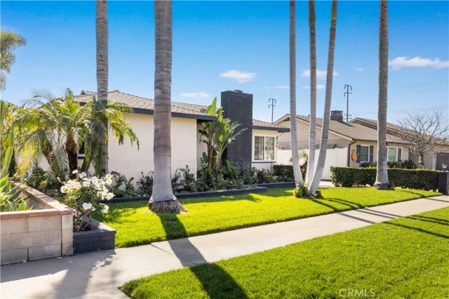 934 E Rose Avenue, Orange, CA 92867