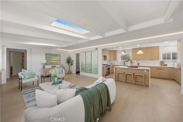 934 E Rose Avenue, Orange, CA 92867