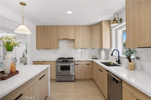 934 E Rose Avenue, Orange, CA 92867