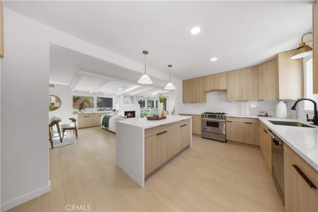 934 E Rose Avenue, Orange, CA 92867