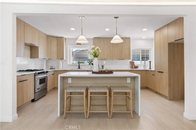 934 E Rose Avenue, Orange, CA 92867