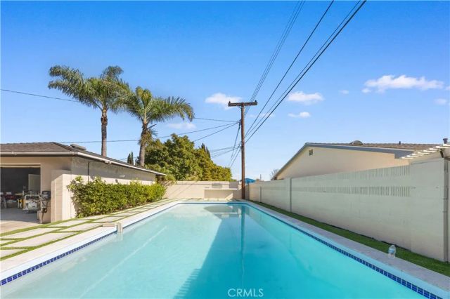 934 E Rose Avenue, Orange, CA 92867