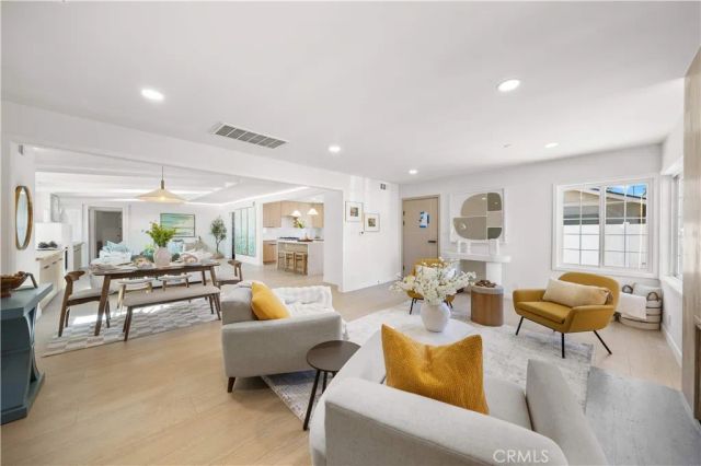 934 E Rose Avenue, Orange, CA 92867