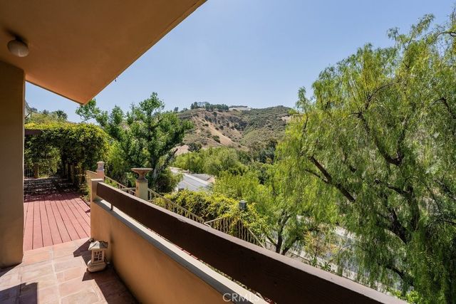 63 Coolwater, Bell Canyon, CA 91307