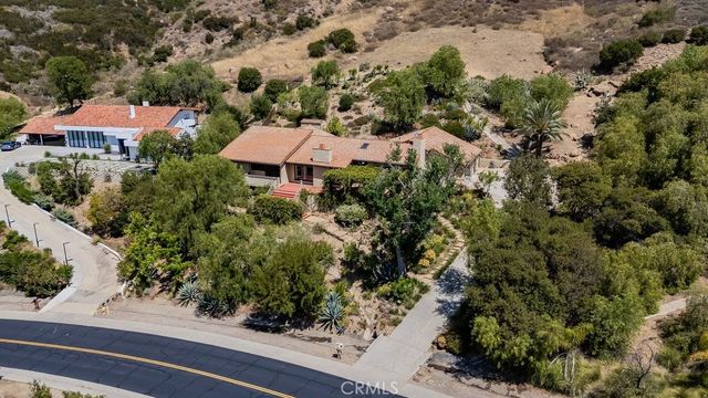 63 Coolwater, Bell Canyon, CA 91307