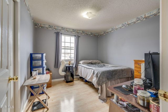 1065 Gray Station Road, Gray, TN 37615